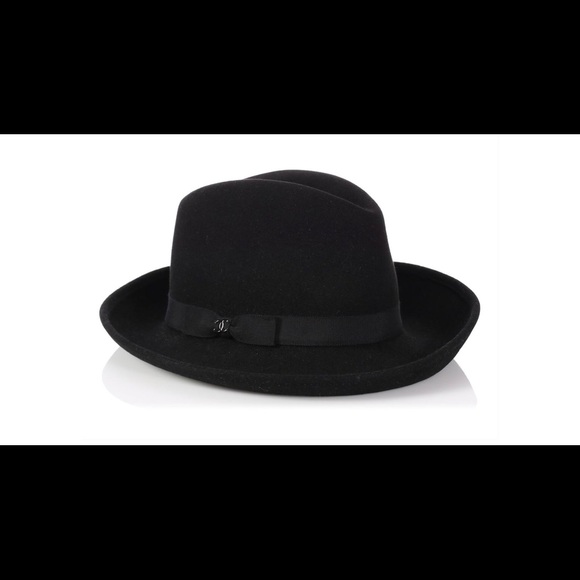 CHANEL LARGE BLACK FEDORA HAT with CC logo. - Picture 6 of 8